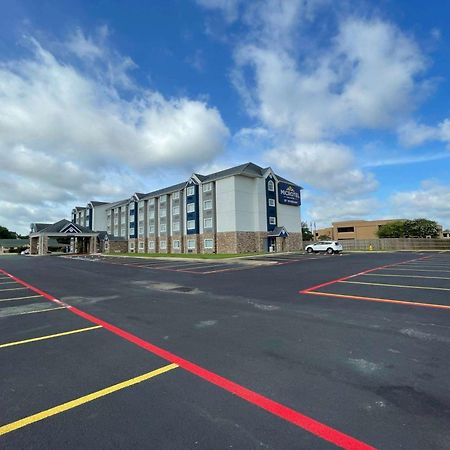 Microtel Inn & Suites By Wyndham Bossier Stadt Exterior foto