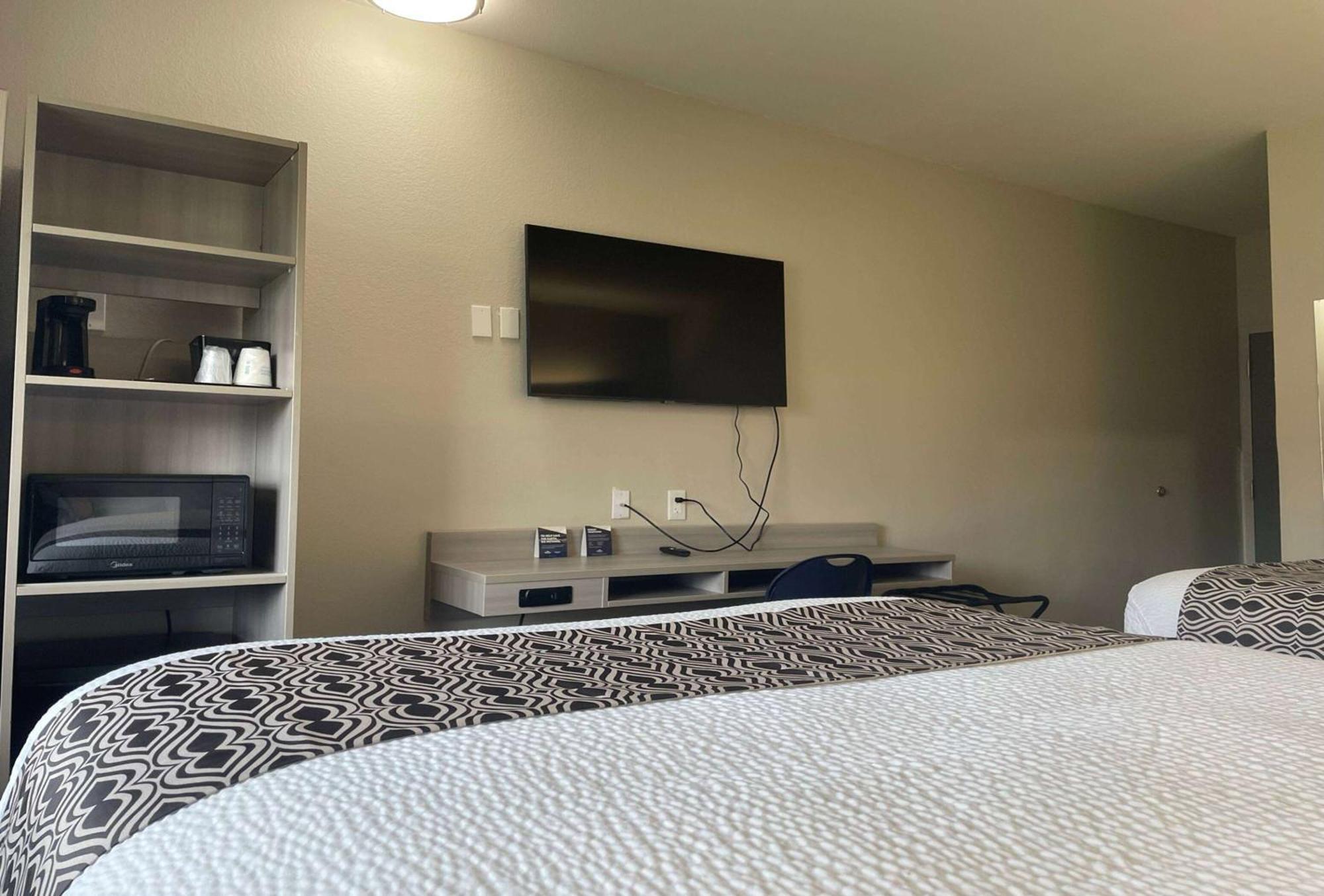 Microtel Inn & Suites By Wyndham Bossier Stadt Exterior foto